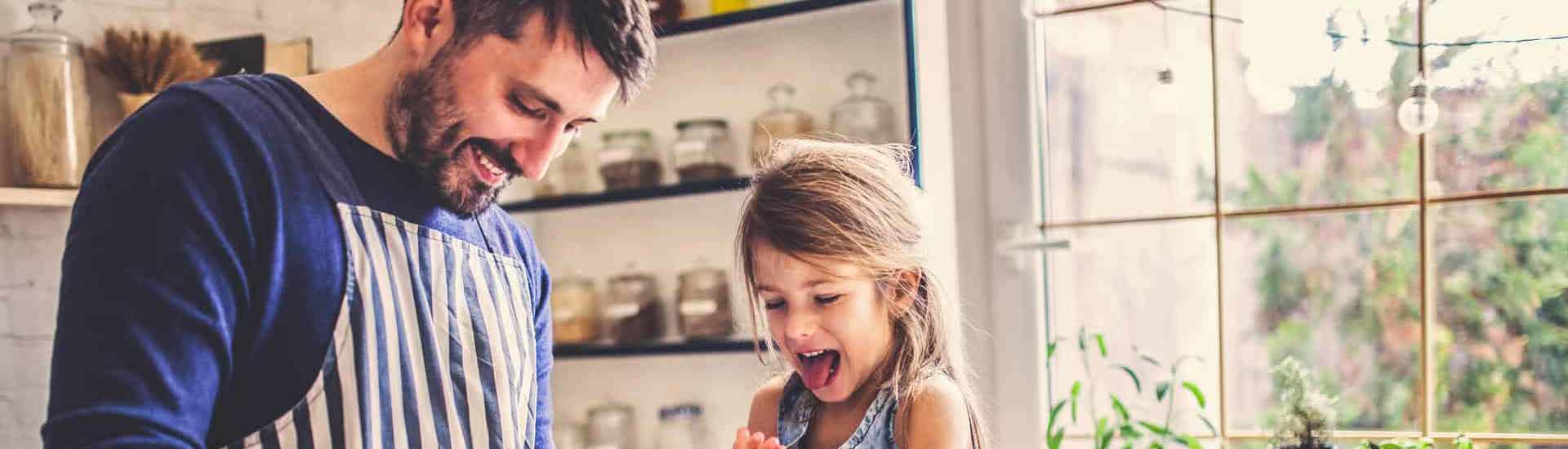 Papa kookt met dochter: Tips om wat vaker veggie of vegan op het menu te zetten 