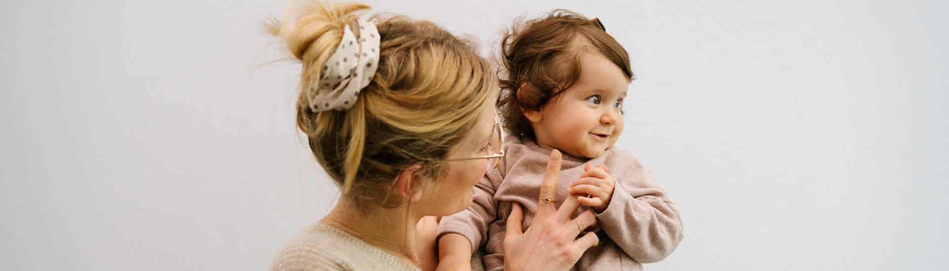 Mama Annelies en baby Jutta: mijlpaal 9 maanden uit de buik