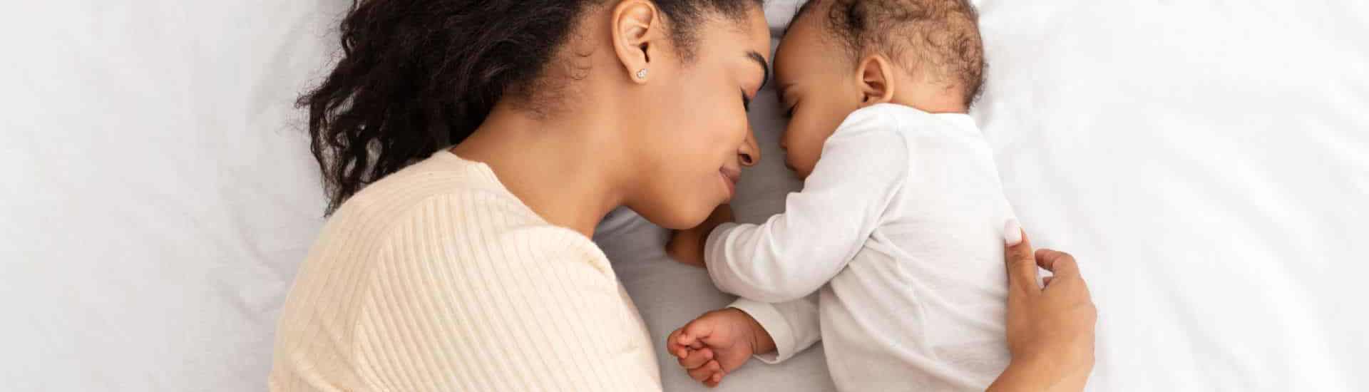 Mama met baby: over voornemens versus realiteit