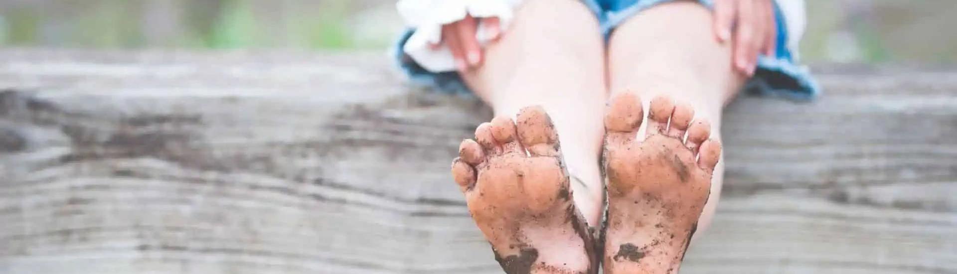 Vuile kindervoetjes: zet kinderen en jongeren niet buitenspel in de publieke ruimte